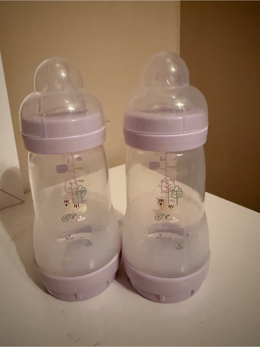 Set of 2 Baby Bottles in Light Lavender